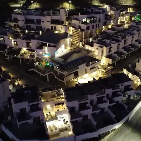 Feriehus El Mirador Casa #8 *